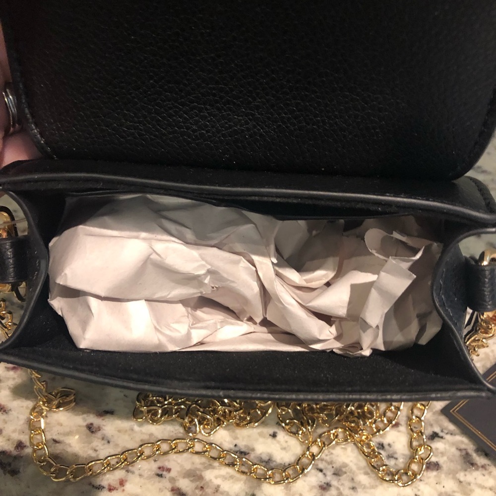 NWT MINI VEGAN DELUXITY  HAND OR CROSSBODY PURSE - Picture 7 of 14